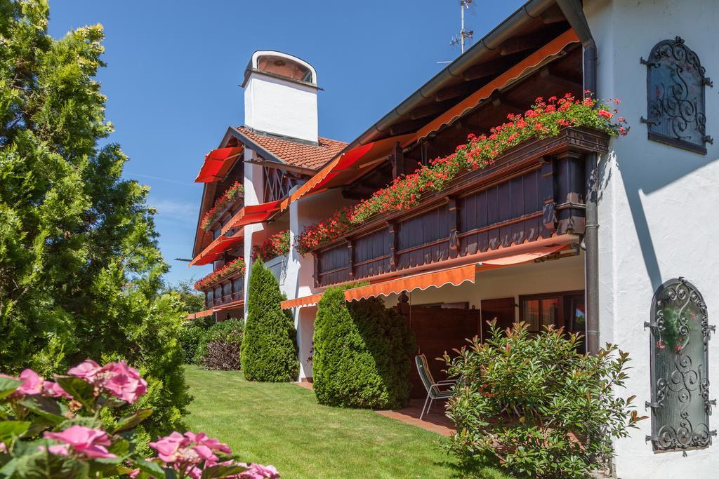 Hotel Alpina Hagnau Luaran gambar