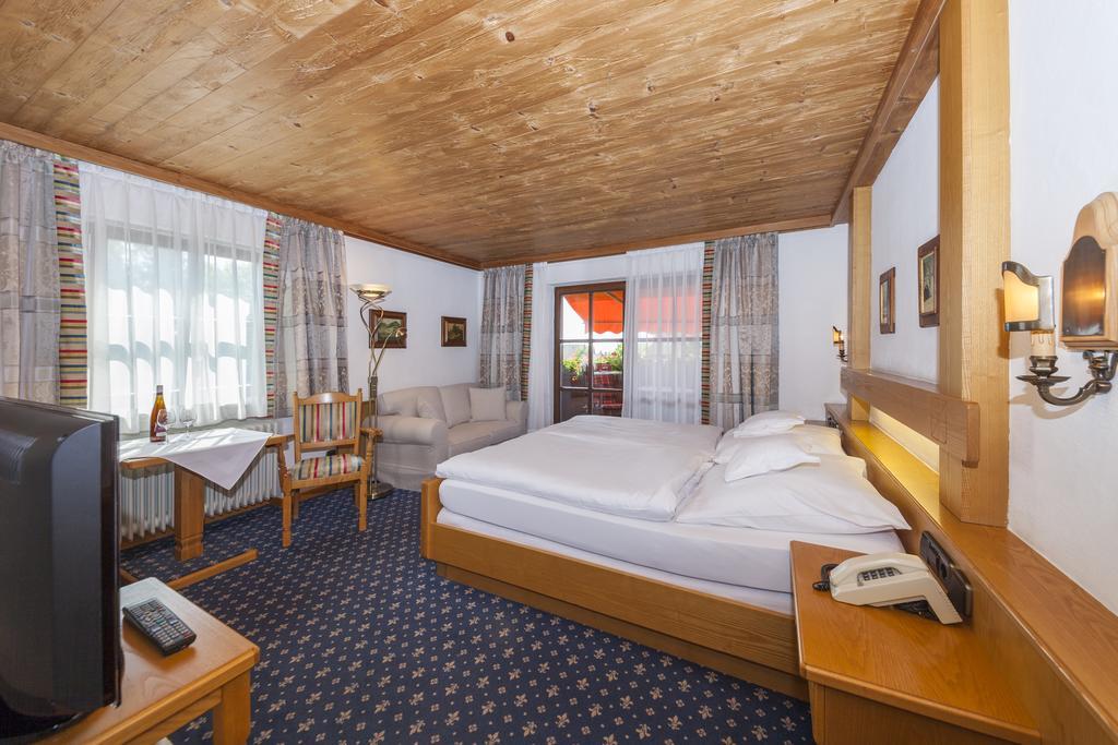 Hotel Alpina Hagnau Luaran gambar