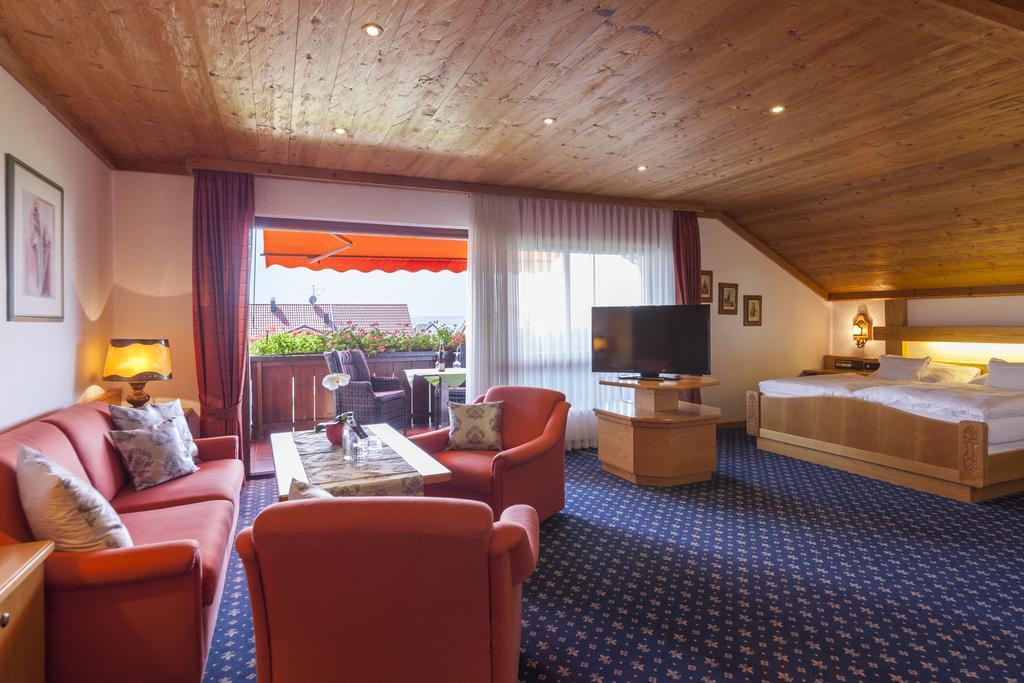 Hotel Alpina Hagnau Luaran gambar